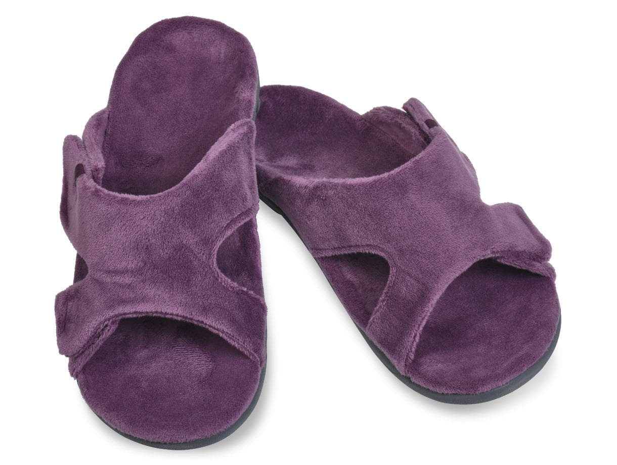 Spenco Kholo Visa Women's Orthotic Slipper - Currant - Pair