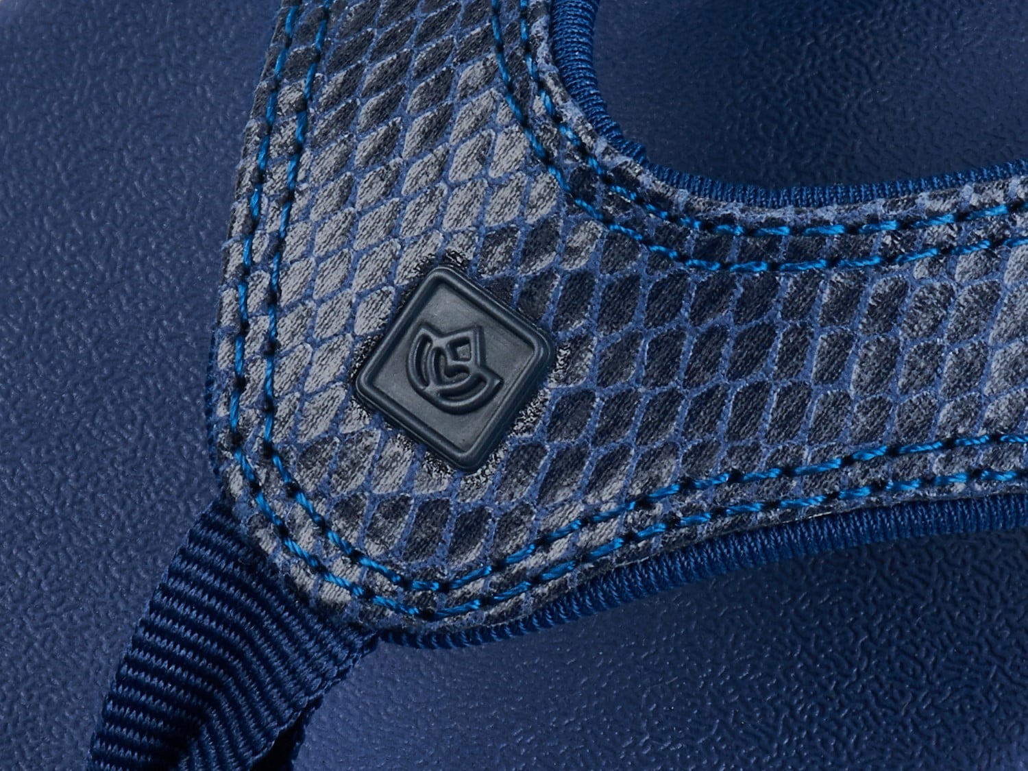Spenco Yumi 2 Snake Women's Orthotic Sandal - Navy - Detail