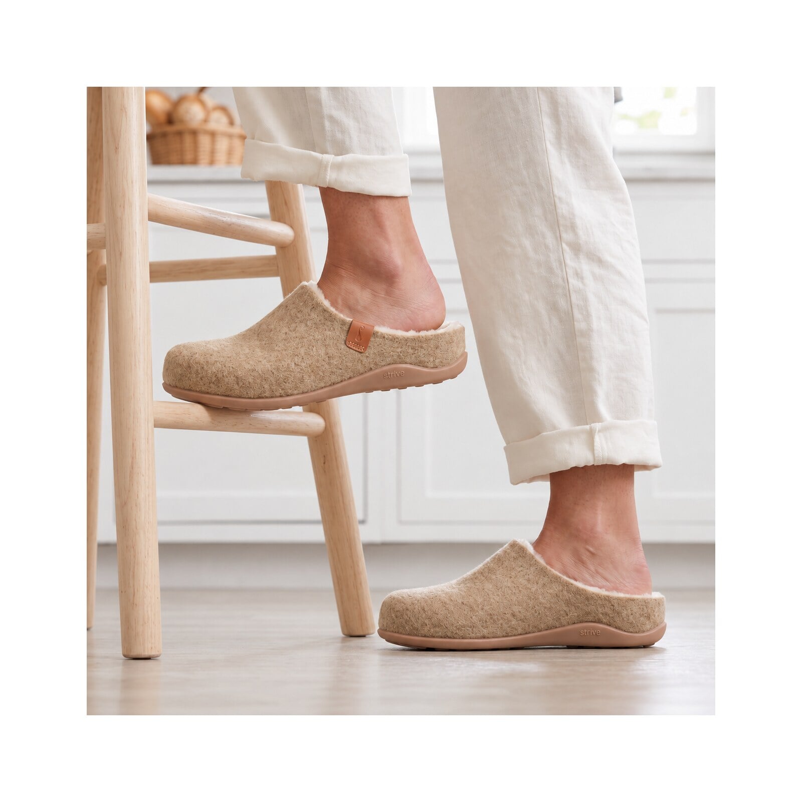 Strive Women's Copenhagen Felt Slippers - Sand - Lifestyle
