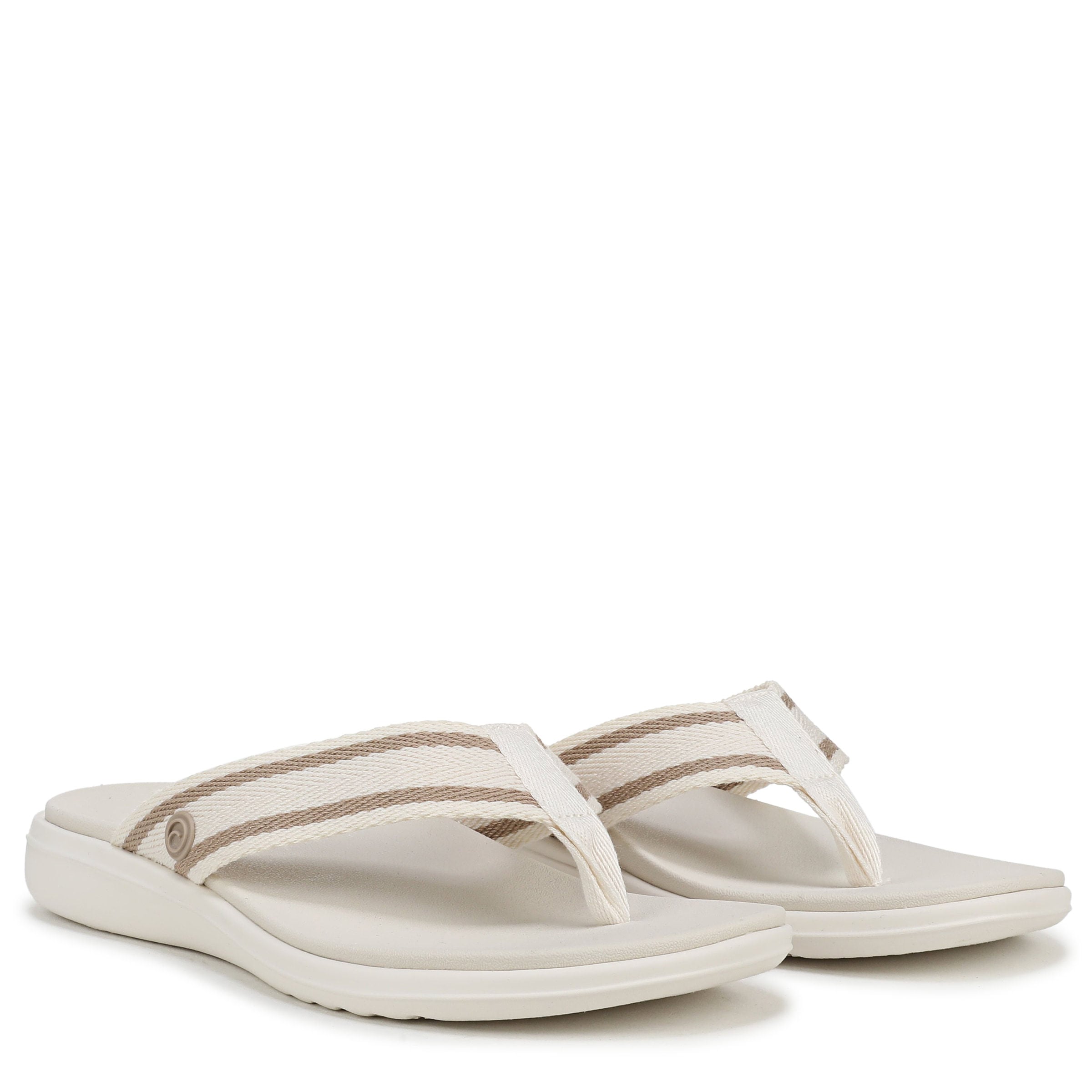 Vionic J7612F1100 - Cream - Pair Front Three-Quarter View