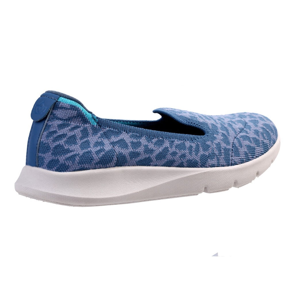 Spenco Epic Stretch Giraffe Classic Comfortable Support Slip-On Women's Shoes - Bluestone - Product View - 4