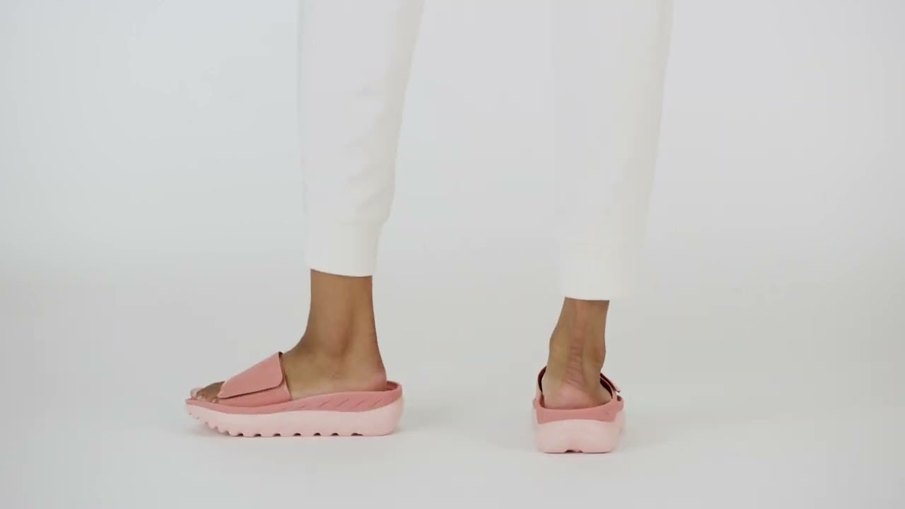 Watch Vionic Rejuvenate Unisex Slide Recovery Sandals video