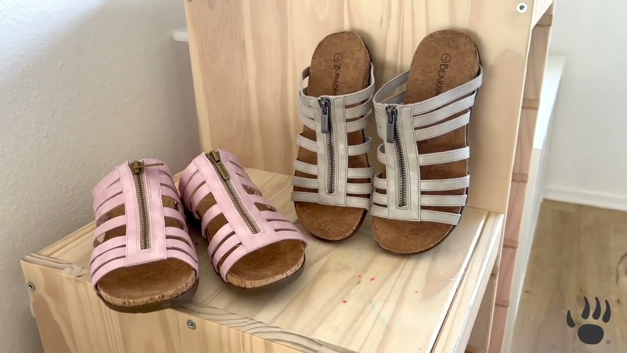 Watch Bearpaw Julianna Ii Cushioned Comfort Women's Sandals video