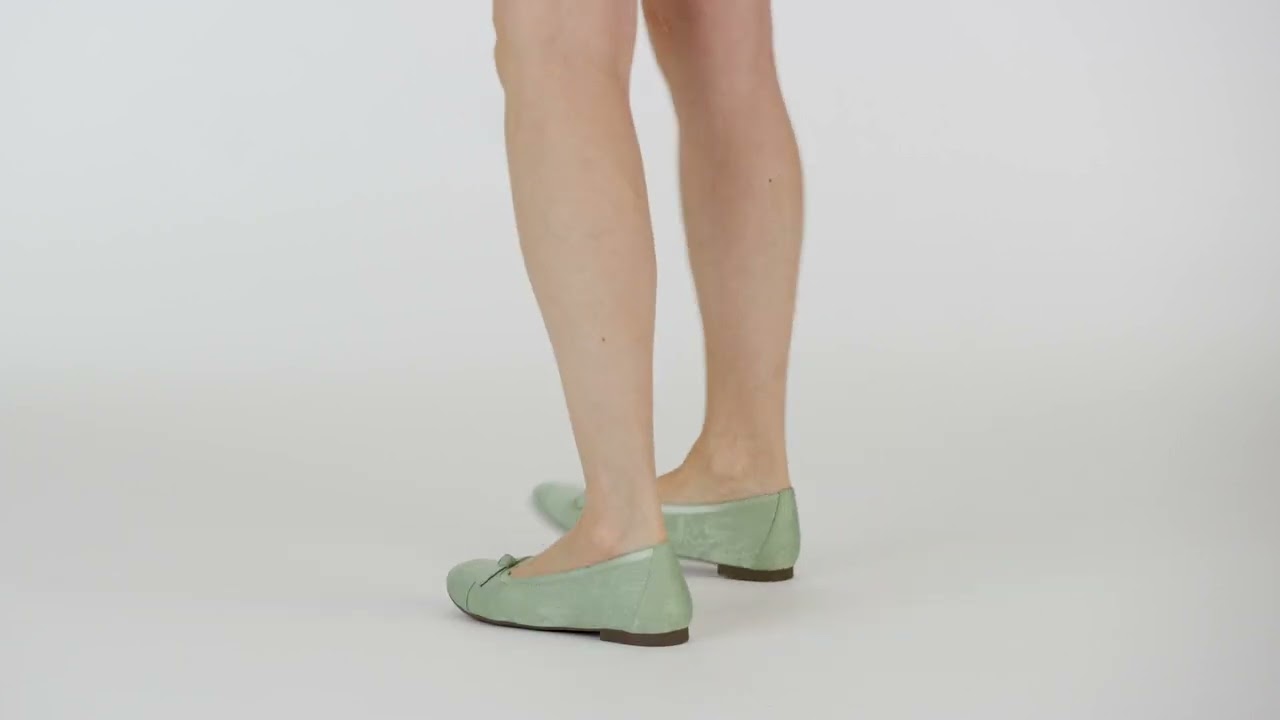 Watch Vionic Amorie Women's Orthotic Supportive Ballet Flat video